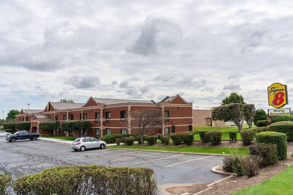 Hotel Super 8 By Wyndham Elgin Exterior foto